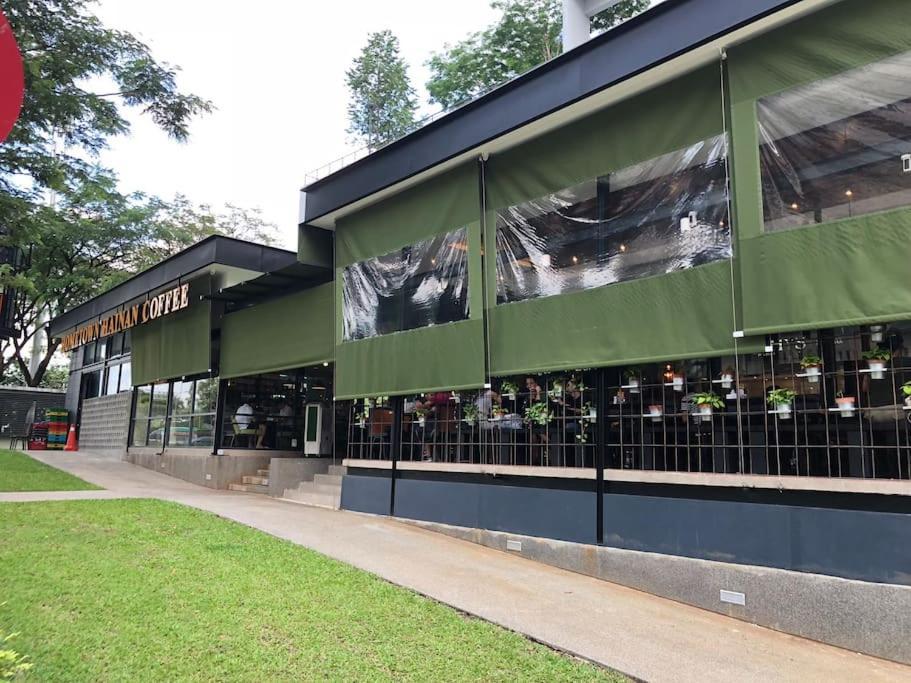Tropicana Avenue B32-09, Petaling Jaya Exterior foto